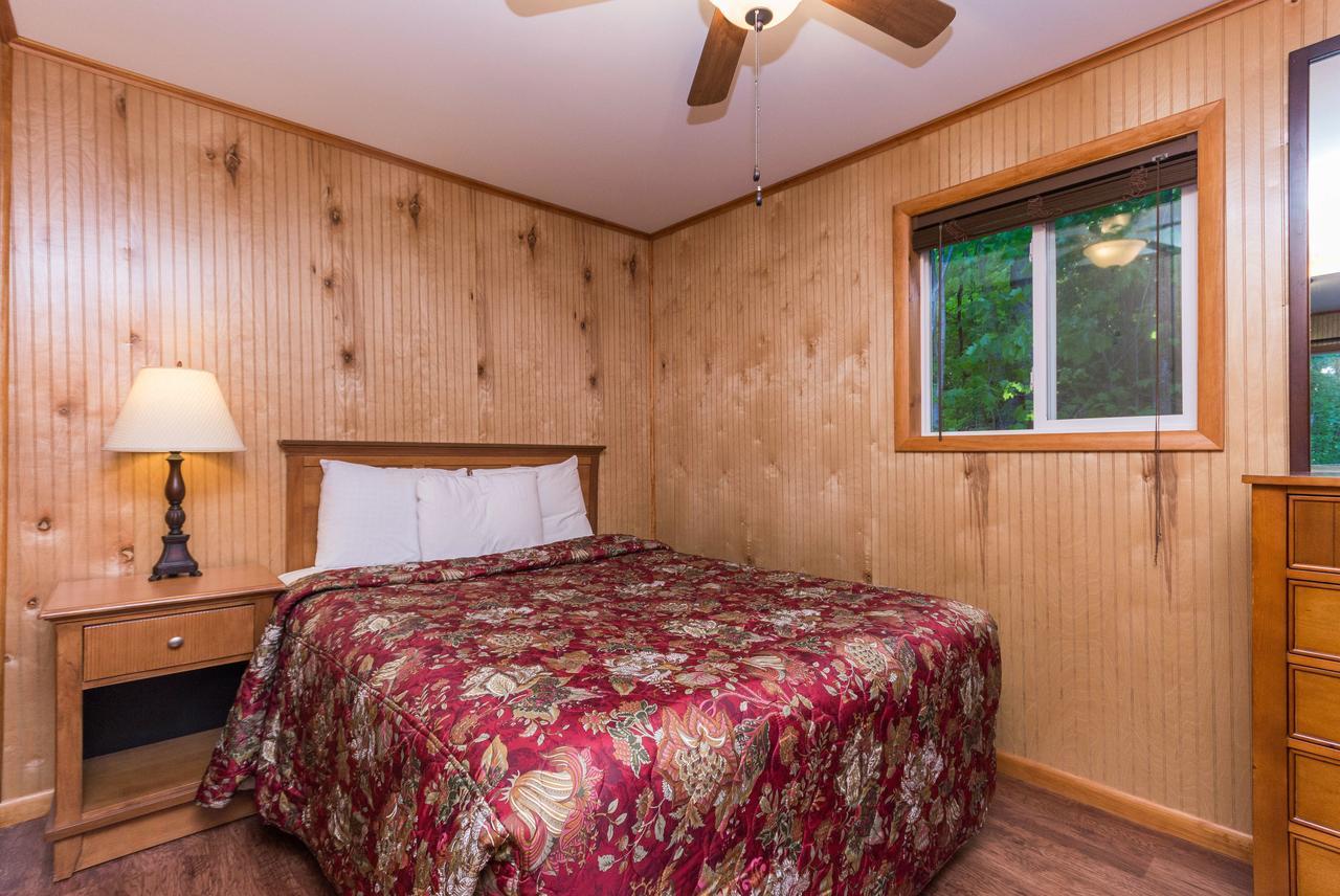 Flamingo Resort On Lake George Diamond Point Exterior foto